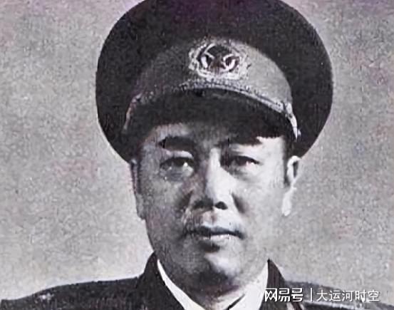 大牛时代 1955年，邓华麾下的四大军长是谁？他们又是什么军衔？